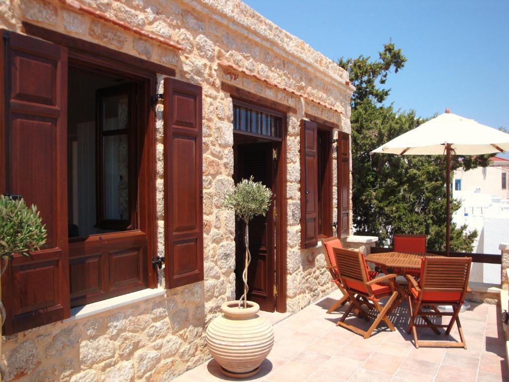 Bright Sun Villas Chalki Town Room photo